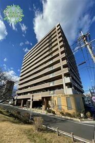 3LDK Apartment in Beppu with River Views — Image 1, Beppu, Oita