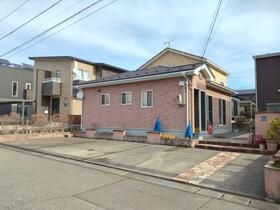 Spacious 7DK Home in Akita City with Large Land - Thumbnail 2