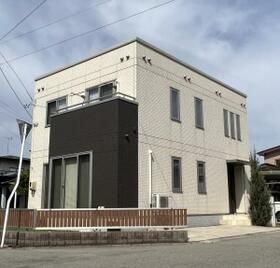 Spacious 7DK Home in Akita City with Large Land - Thumbnail 4