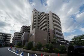 Clio Nishi-Takashimadaira 2nd Building - 3LDK Apartment in Wako City — Image 1, Wako, Saitama