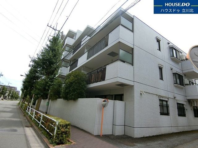 Spacious 3LDK Apartment in Fuchu City - Thumbnail 2