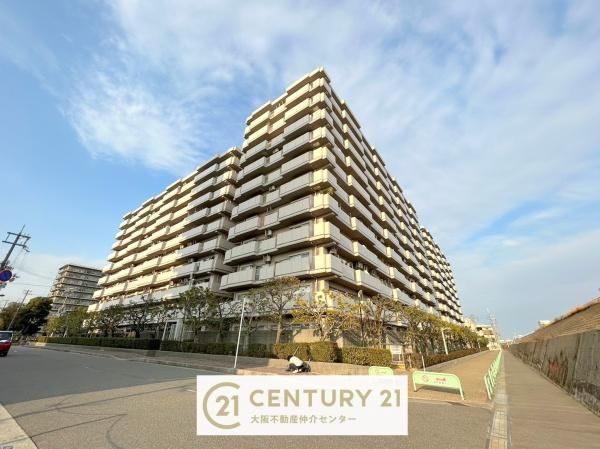 3LDK Apartment in Nishiyodogawa, Osaka - Thumbnail 4