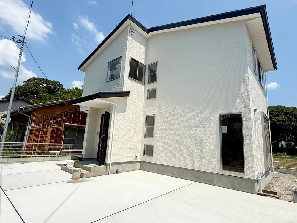 New 3LDK House Near Suwa Station in Omura - Thumbnail 2