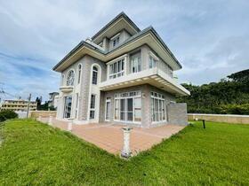 Spacious 2LDK House in Onna Village, Okinawa — Image 1, Onna, Okinawa