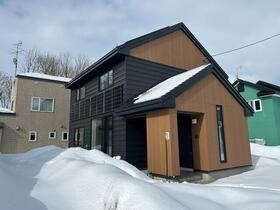Spacious 4LDK House in Swedish Hills, Hokkaido — Image 1, Tobetsu, Hokkaido