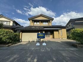 Spacious 4DK Home in Kanazawa with 116m² Land - Thumbnail 4