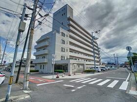 Detailed information on Marion Shiroin Mansion / Building information for Marugame City, Kagawa Prefecture [Nifty Real Estate] — Image 1, Marugame, Kagawa