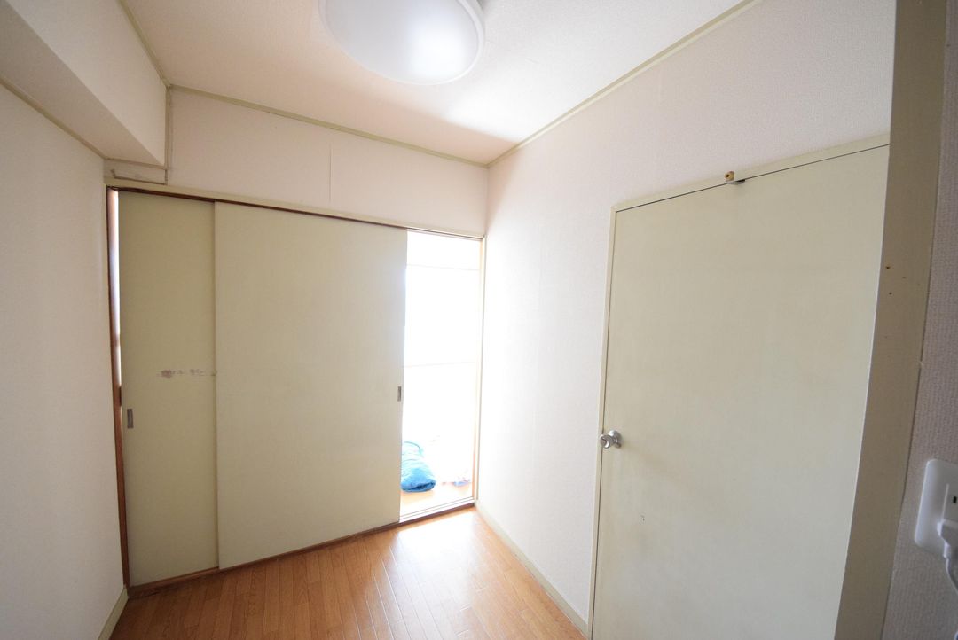 Plaza Building Rentals in Takasaki - Thumbnail 4