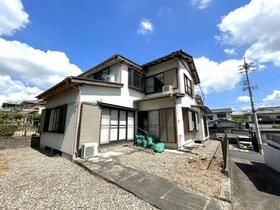 7LDK Family Home in Kuwanashi with Dual Water Areas - Thumbnail 3