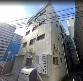 2LDK Apartment in Hiroshima's Higashi Ward - Thumbnail 2