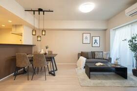 Lupinus Minowa - Modern 3LDK Apartment in Taito, Tokyo — Image 1, Taito, Tokyo