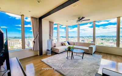 Luxurious 3LDK Apartment in Proud Tower Musashi-Koganei Cross — Image 1, Koganei, Tokyo