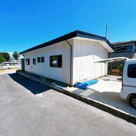 Traditional Japanese Home with Garden in Yonezawa — Image 1, Yonezawa, Yamagata