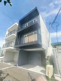 5LDK Family Home in Sapporo's Kita Ward Near Shinkawa Station - Thumbnail 4