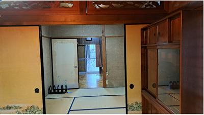 Spacious 8DK House Near Nakatsugawa Station with Double Parking — Image 1, Nakatsugawa, Gifu