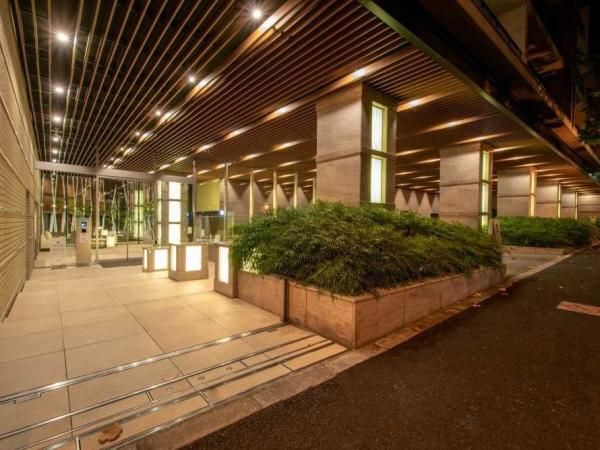 2LDK Apartment for Sale in Shinjuku, Tokyo - 78.1m2 - Thumbnail 3