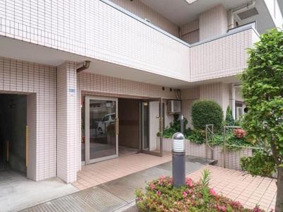 Renovated 2LDK+S Apartment in Yokohama Nishi Ward — Exterior, Nishi, Kanagawa
