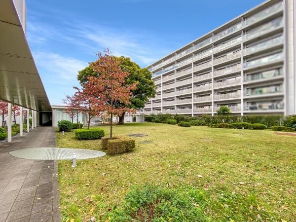 2LDK Apartment for Sale in Chofu, Tokyo – 82.51m2 - Thumbnail 4