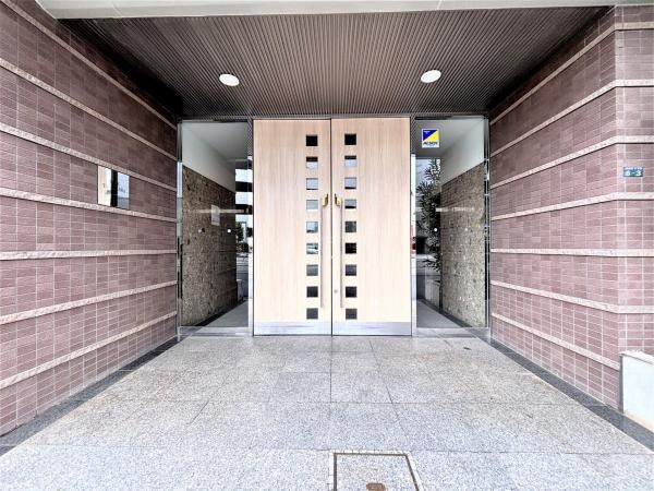 Renovated 1LDK Apartment for Sale in Tachikawa, Tokyo - Thumbnail 4