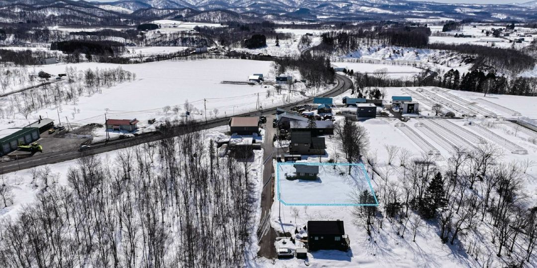 Niseko Motomachi 408 Tsubo Land for Sale in Hokkaido - Thumbnail 2