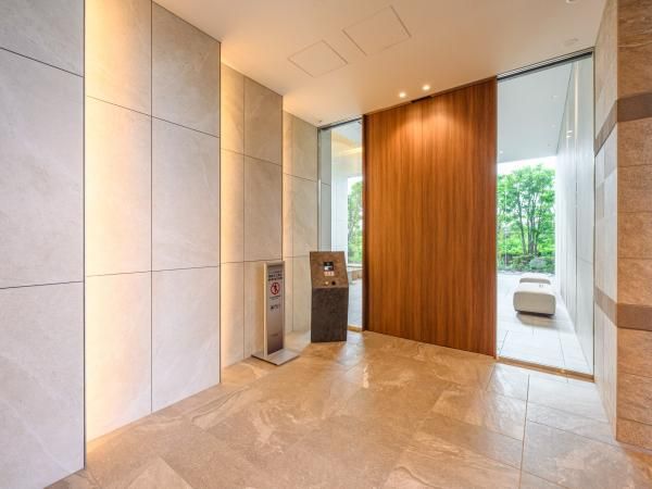 3LDK Apartment for Sale in Saiwai Ward, Kawasaki | 71m² - Thumbnail 3