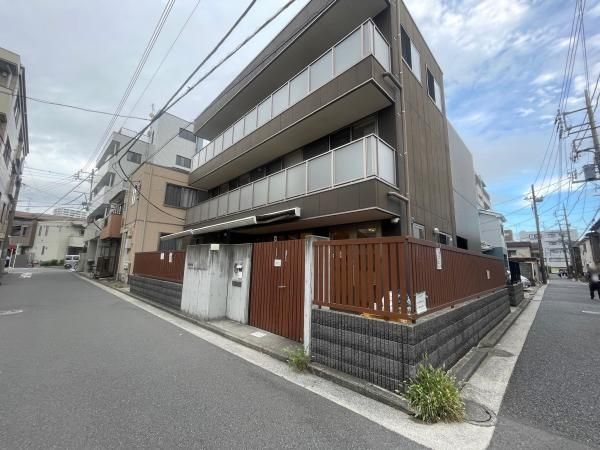 3LDK Apartment for Sale in Saiwai Ward, Kawasaki | 71m² - Thumbnail 2