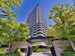 3LDK Apartment in Shirokane, Minato-ku, Tokyo Tower View - Thumbnail 4