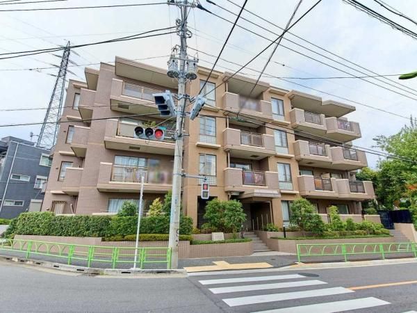 3LDK Apartment for Sale in Fukazawa, Setagaya, Tokyo - Thumbnail 4