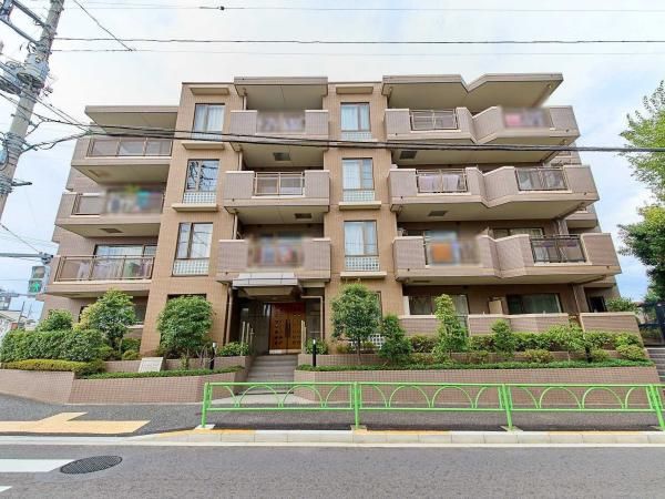 3LDK Apartment for Sale in Fukazawa, Setagaya, Tokyo - Thumbnail 2
