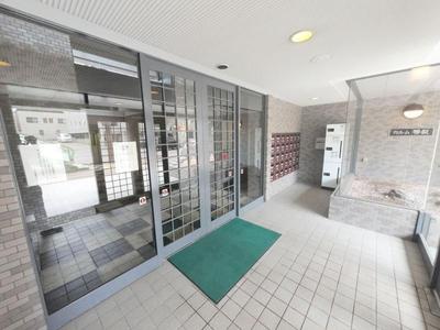 Renovated 3LDK Apartment 89.32 sqm Near Kotoni Station Sapporo — Front_door, Nishi, Hokkaido