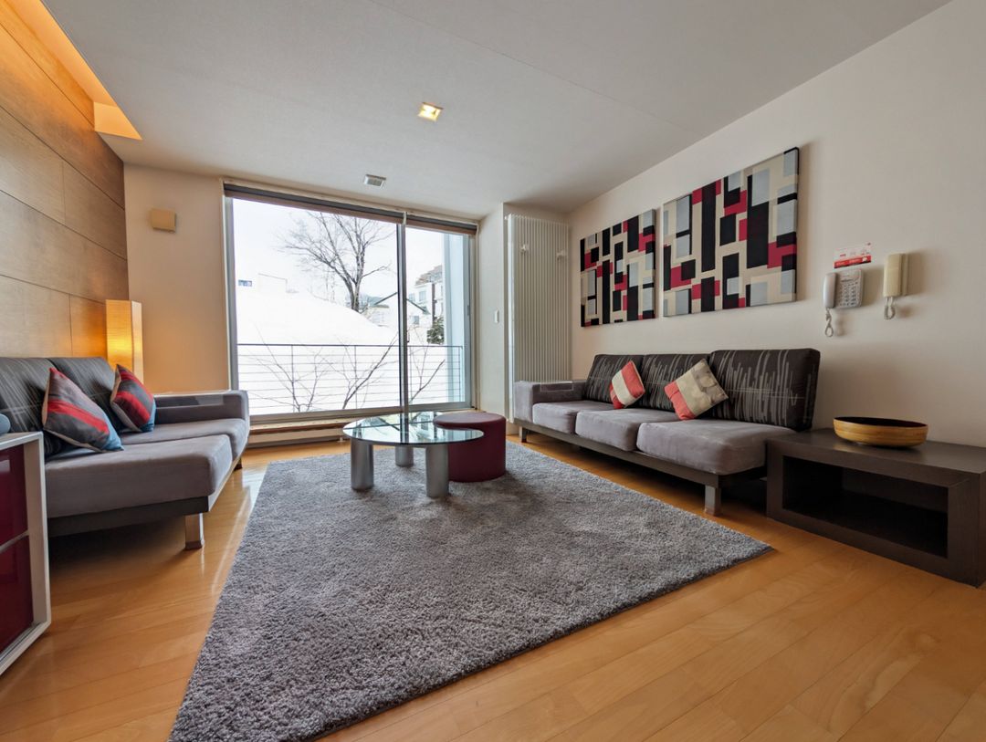 Youtei Tracks 206 Dual-Key Apartment for Sale in Niseko - Thumbnail 2