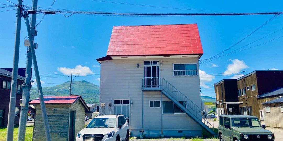 7-Bedroom Commercial-Residential Property in Central Kutchan, Hokkaido - Thumbnail 2