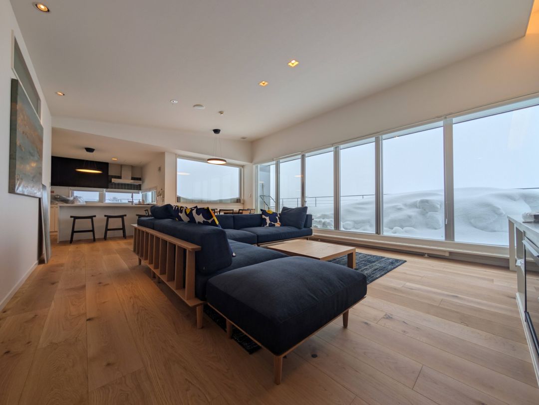 Renovated Penthouse with Mt. Yotei Views & Jacuzzi in Niseko - Thumbnail 4