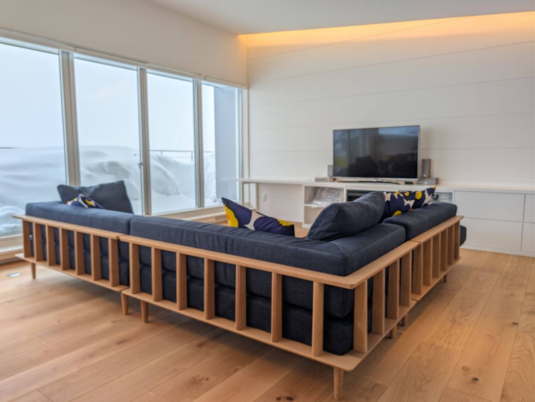 Renovated Penthouse with Mt. Yotei Views & Jacuzzi in Niseko - Thumbnail 3