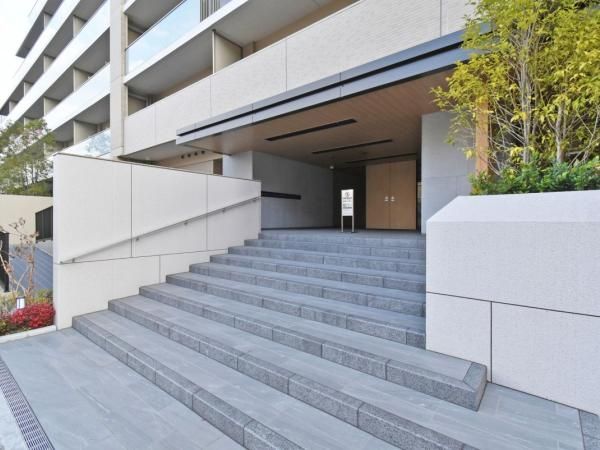 Ohana Soga Gardinia 3LDK Apartment for Sale in Chiba - Thumbnail 2