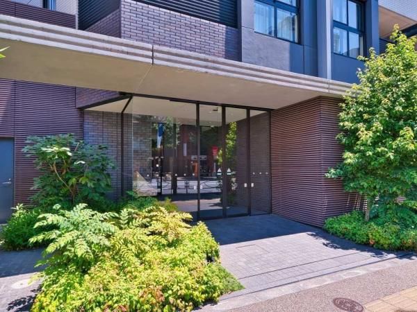 1LDK Apartment for Sale in Hongo, Bunkyo-ku, Tokyo - 40.79m2 - Thumbnail 4