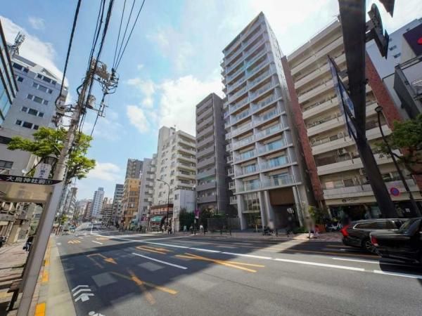 2LDK Apartment for Sale in Meguro, Tokyo - 57m2 - Thumbnail 4
