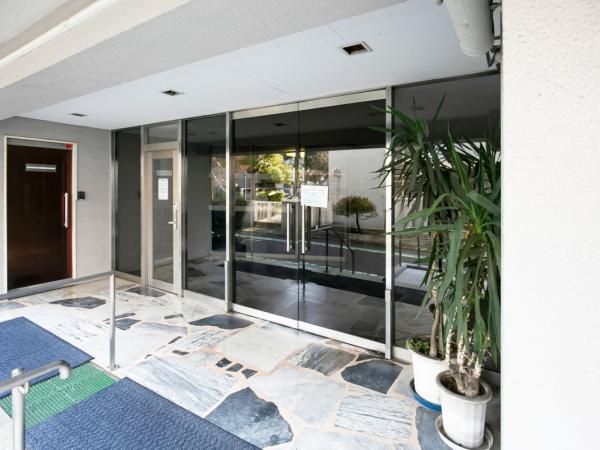 Renovated 2LDK Apartment Near Toritsu-Daigaku Station, Meguro - Thumbnail 4