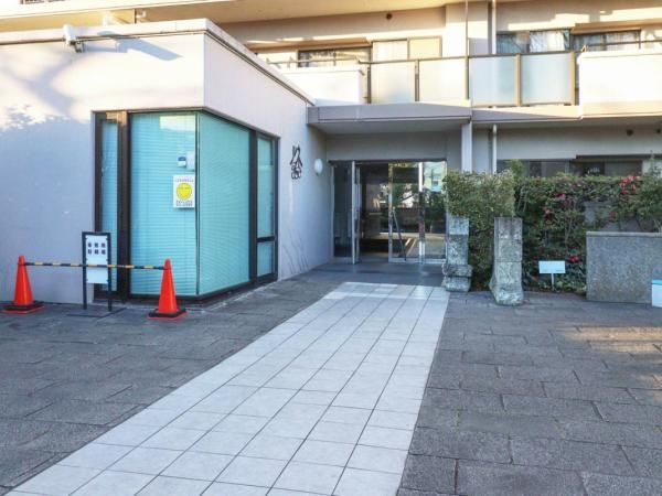4LDK Apartment with Private Garden in Soka City, Saitama - Thumbnail 4