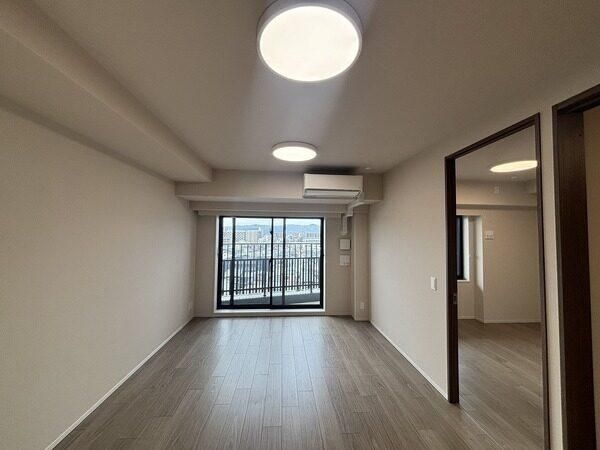 The Park House Horikawa Rokkaku 2LDK Apartment in Kyoto - Thumbnail 2