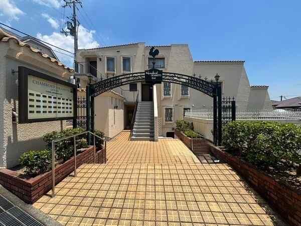 3LDK Apartment for Sale in Higashinada-ku, Kobe - Thumbnail 2
