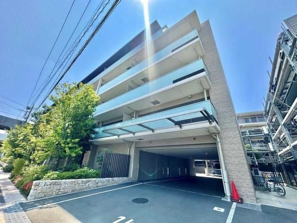 3LDK Apartment for Sale in Saitama City with Terrace - Thumbnail 2