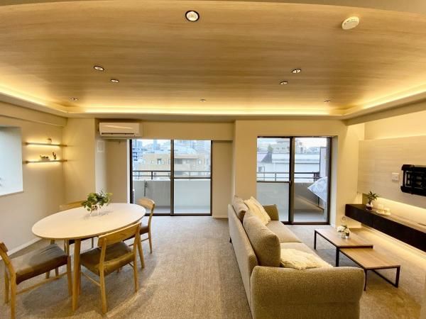 Renovated 2LDK Apartment in Takadanobaba, Shinjuku, Tokyo - Thumbnail 4
