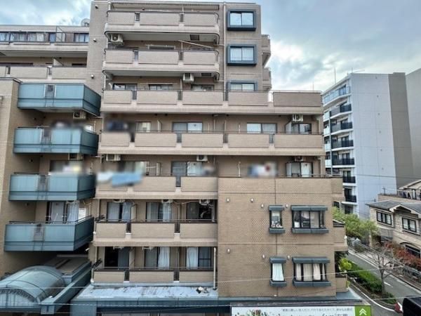 Renovated 2LDK Apartment in Yokohama's Minami Ward | Sannseine Yokohama - Thumbnail 2