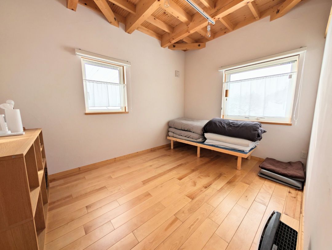 Uni House at Lake Toya: Scandinavian-Style Hokkaido Home - Thumbnail 4