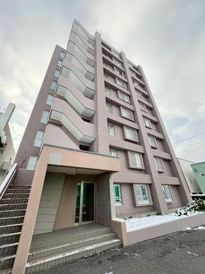 4LDK Apartment for Sale in Miyanosawa, Sapporo - 87.94 sqm — Apartment, Nishi, Hokkaido
