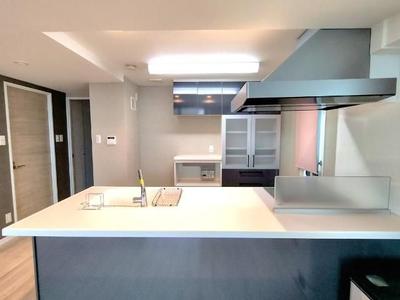 Renovated 3LDK Apartment Near Akita Station, 77.75 sqm — Bathroom, Akita, Akita