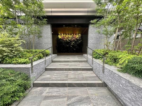 2LDK Apartment for Sale Near Urawa Station, Saitama - Thumbnail 4