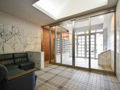 Renovated 4LDK Apartment for Sale in Yokohama Nishi Ward — Front_door, Nishi, Kanagawa