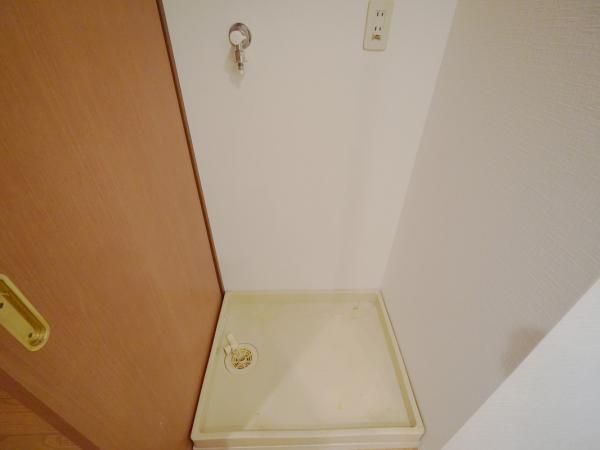 Baymark Square Ocean Court 3LDK Apartment in Chiba - Thumbnail 2